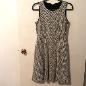 Banana Republic black and white patterned dress